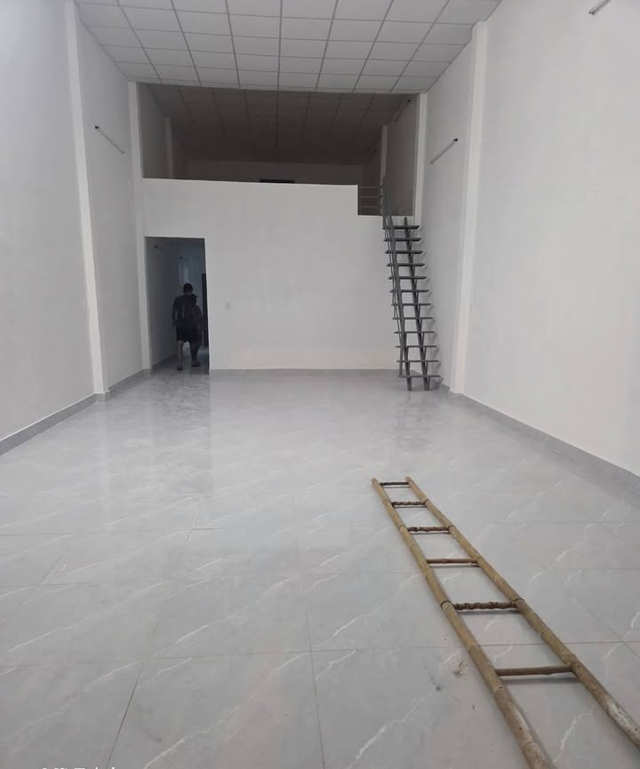 Nhà cho thuê tại Bình Chánh 120m² giá chỉ 7 triệu - Mặt tiền đường Lê Thị Ngay!