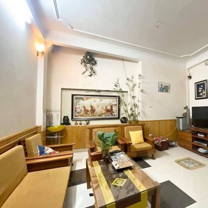 Nhà góc Đông Ngạc 39m² giá 7 tỷ - Ô tô vào tận nhà, tiện ích đầy đủ!