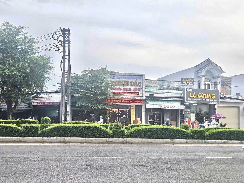 Đất nền mặt tiền đường 30/4, Cần Thơ 97.5m² giá 5.7 tỷ - Đầu tư tiềm năng!