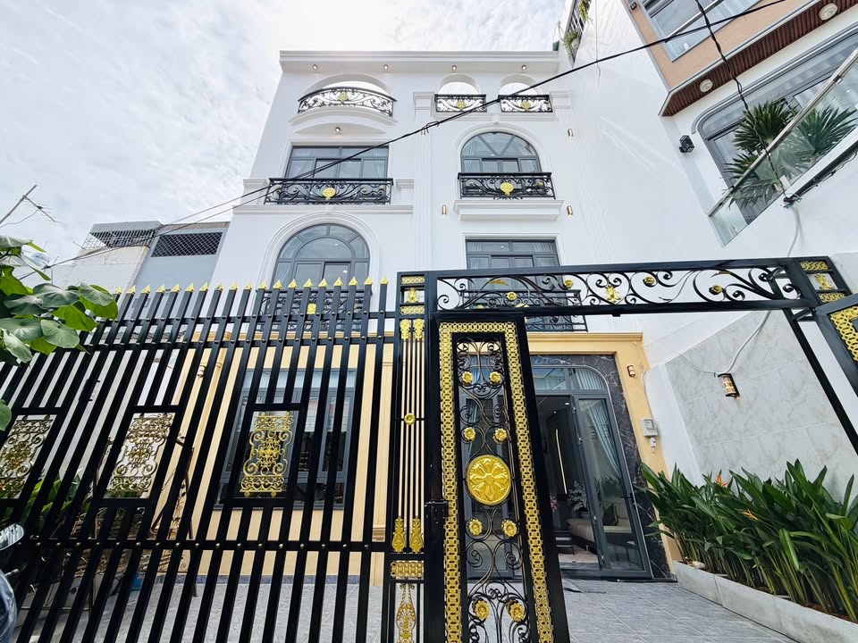 Nhà phố Gò Vấp 84.5m² giá 8.6 tỷ - Xây mới, nội thất cao cấp!