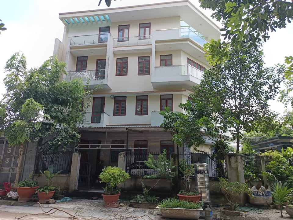 Nhà 4 tầng cho thuê Thị trấn Chi Đông, Mê Linh - Giá ưu đãi cho khách thiện chí!