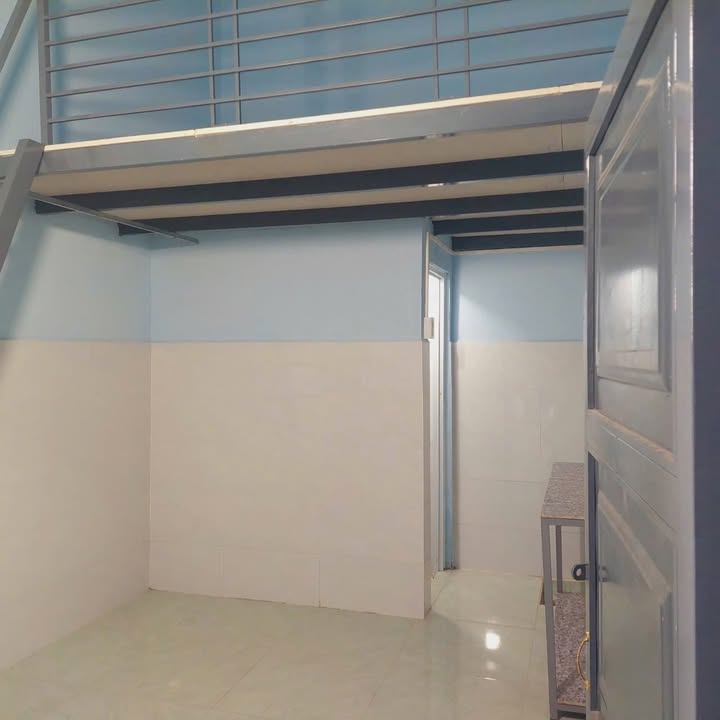 Phòng trọ mới xây đường Hoàng Quốc Việt - Gần ĐH FPT chỉ 800m!