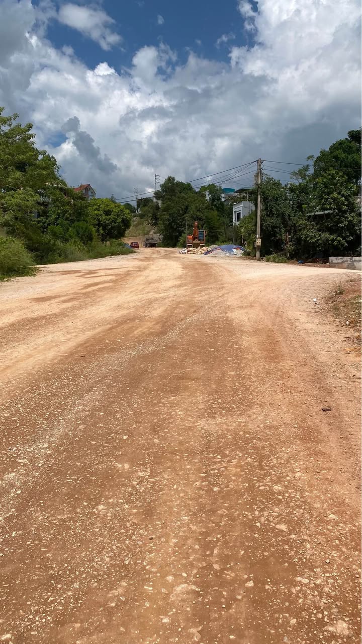 Đất nền phường Hoà Chung, Cao Bằng 126.2m² giá 530 triệu - Đường ô tô 4m thoải mái