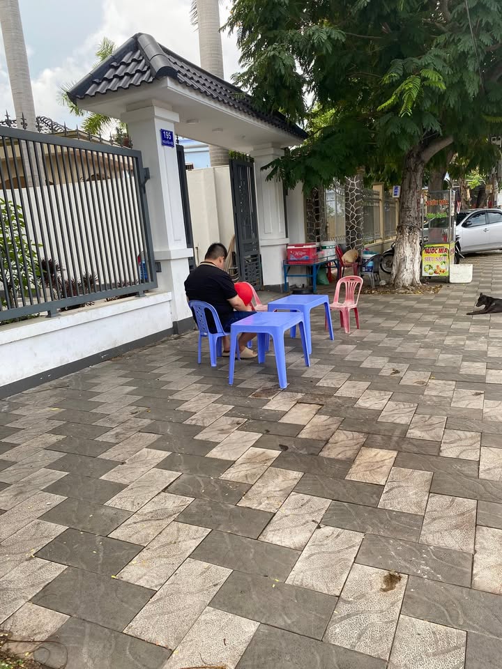 Cho thuê FrontHouse 195 Nguyễn Hội 10m mặt tiền - Giá chỉ 1.5 triệu/tháng!