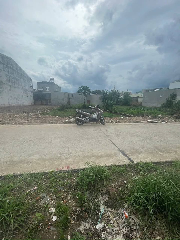 Đất Nhơn Trạch, Đồng Nai 260m² giá 4 tỷ - Sổ đỏ chính chủ, tiện kinh doanh!