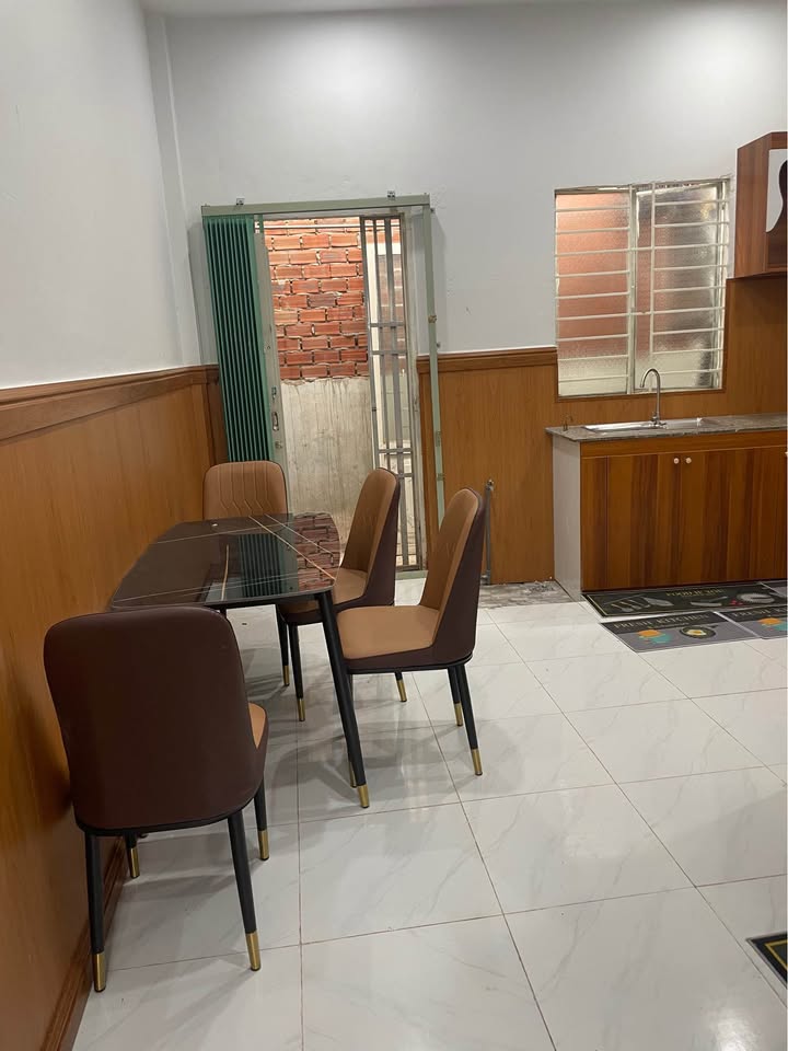 Nhà phố Mạc Cửu, Vĩnh Quang, Rạch Giá 90m² giá 1.39 tỷ - Chính chủ bán gấp!