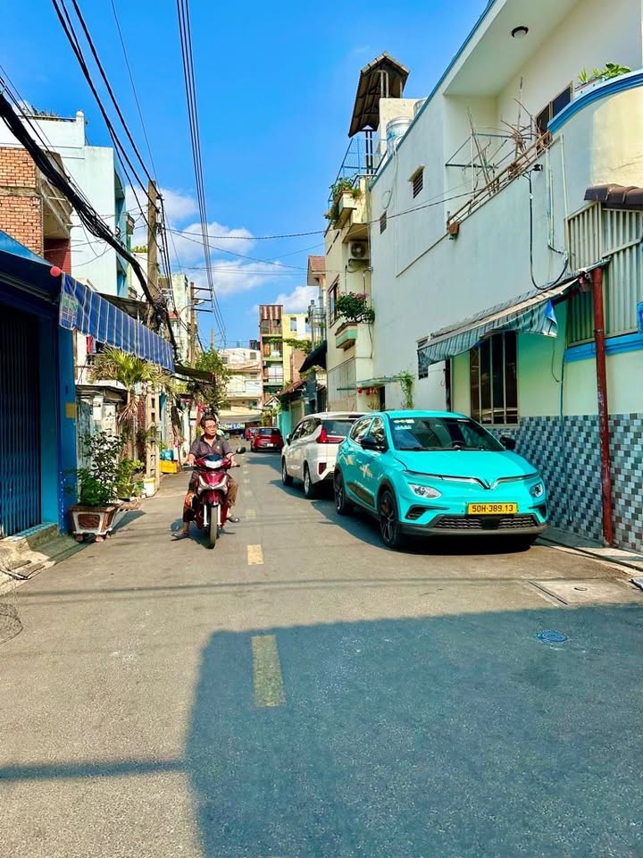 Nhà phố Tân Bình 194m² giá 22.5 tỷ - Thiết kế hiện đại, sẵn sàng vào ở!