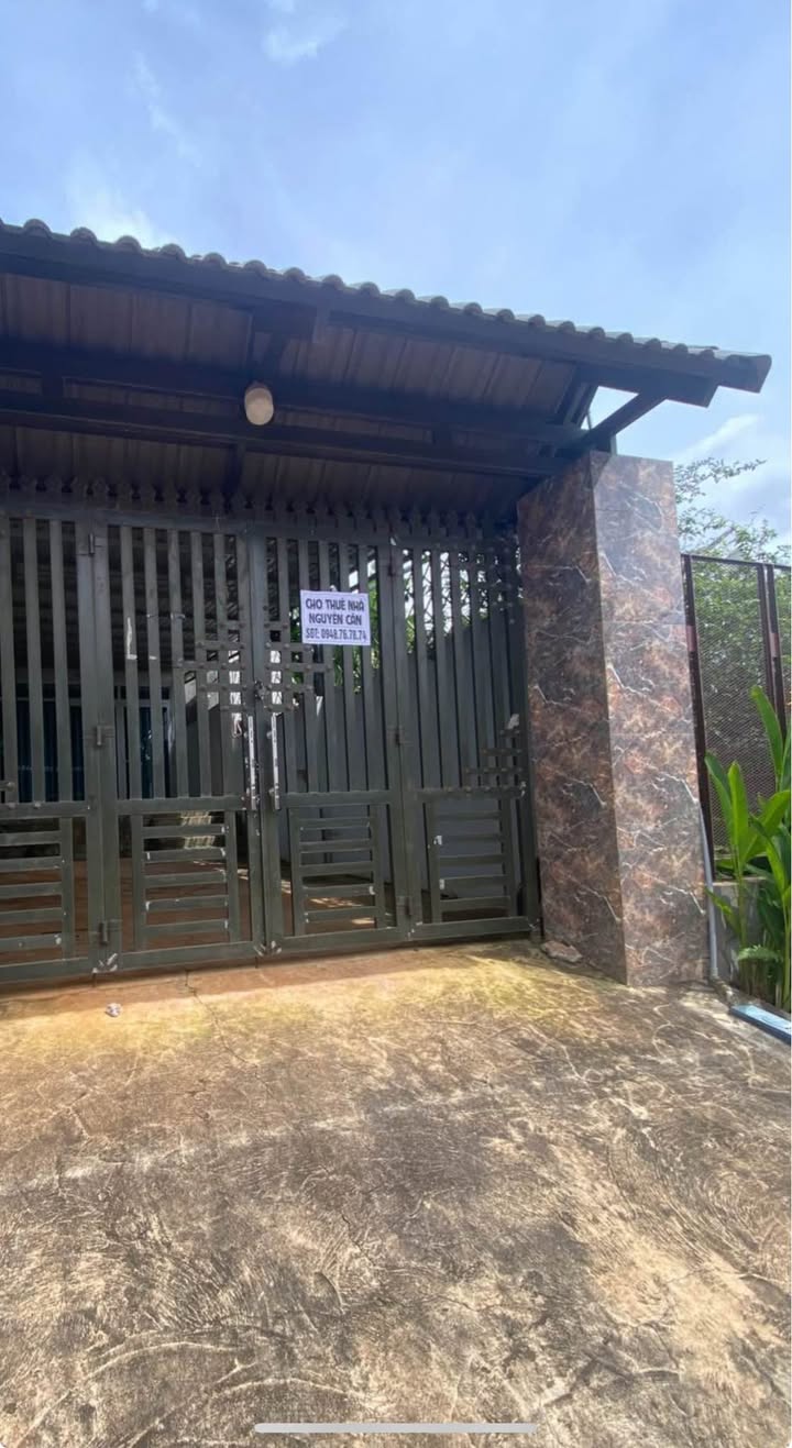 Nhà nguyên căn cho thuê tại hẻm Phạm Ngũ Lão, 200m² - Giá chỉ 4 triệu/tháng!