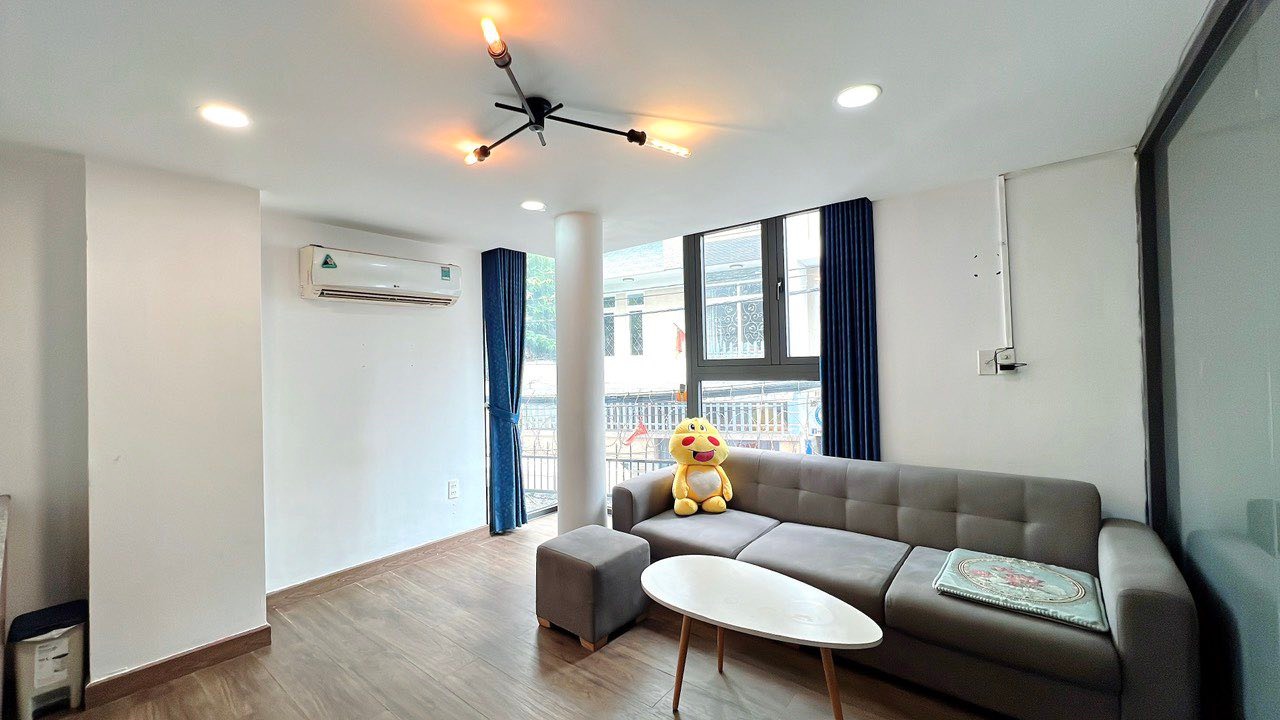 Căn hộ 2PN cho thuê tại Phú Nhuận 60m² - Full nội thất, thoáng mát!