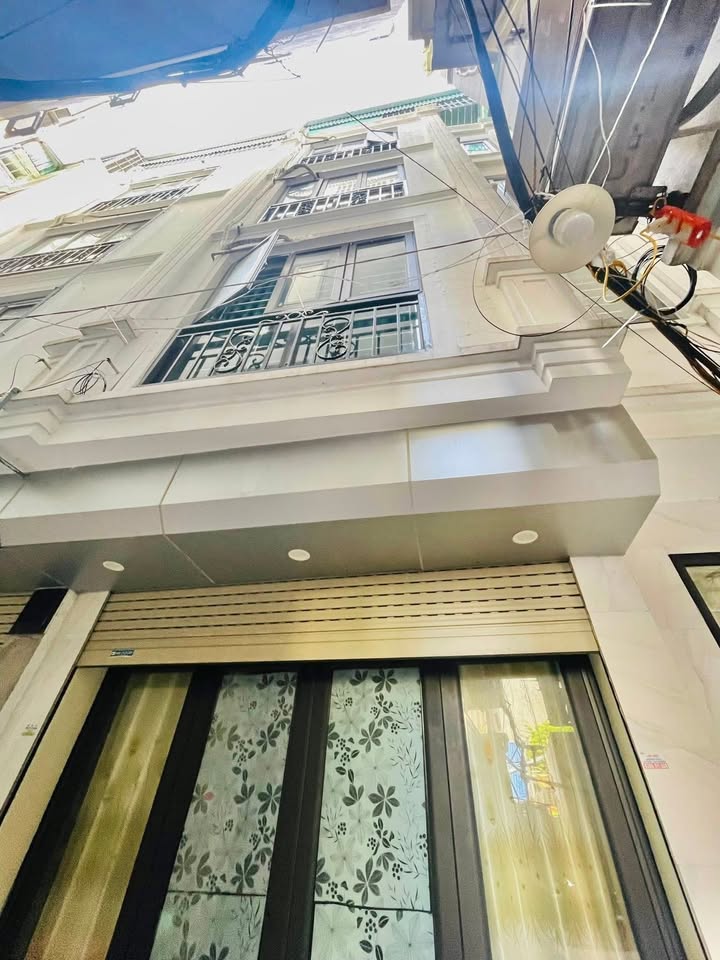 Bán nhà Ngõ Gốc Đề, Hai Bà Trưng 32m² - 5 tầng - Sổ đỏ chính chủ!