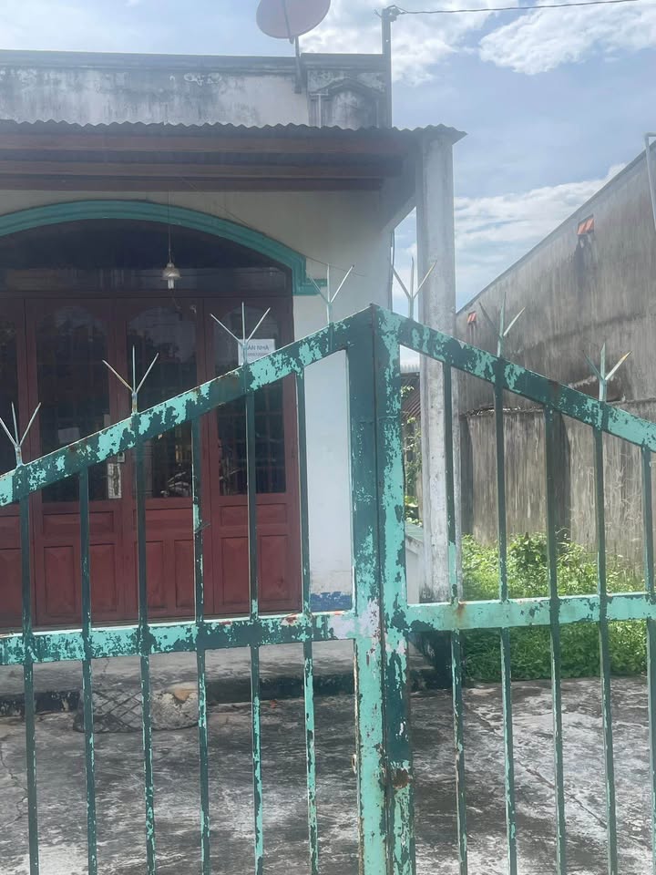 Nhà cấp 4 Định Quán, Đồng Nai 178m² giá 390 triệu - Gần trung tâm tiện ích!