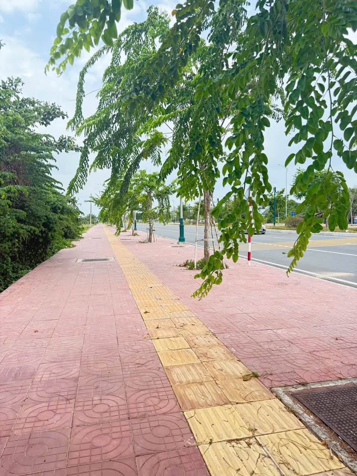 Đất mặt tiền đường Võ Văn Kiệt, phường Trường An, TP. Vĩnh Long 124.6m² giá 4.8 tỷ - Đầu tư sinh lời cao!