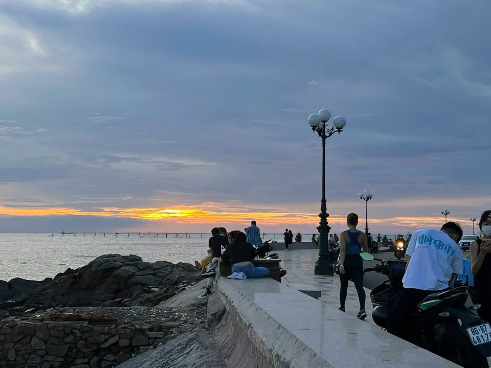 Cho thuê mặt tiền Phan Chu Trinh, Vũng Tàu 300m² - Vị trí đắc địa, kinh doanh thuận lợi!