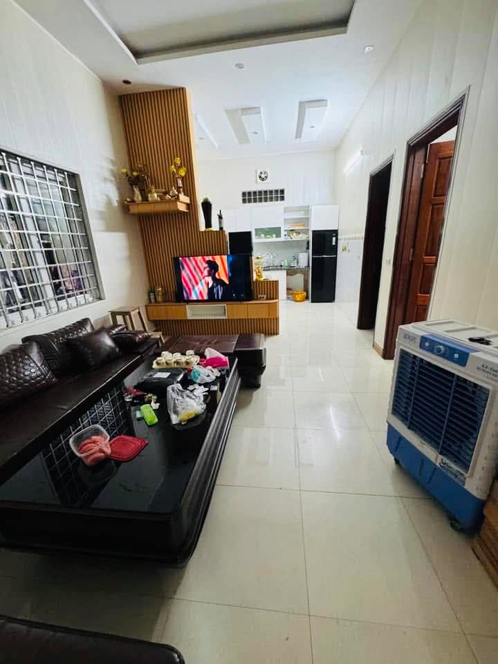 Nhà nguyên căn cho thuê tại phường Hưng Chính, TP Vinh 130m² - Không gian sạch sẽ, an toàn!