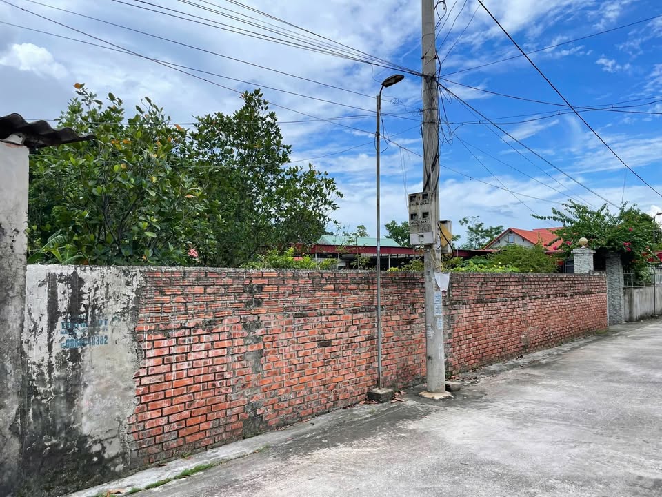 Đất mặt tiền Trục Chính Thôn Lai Ổn, Quỳnh Phụ 134.6m² giá 1.2 tỷ - Đầu tư sinh lời cao!