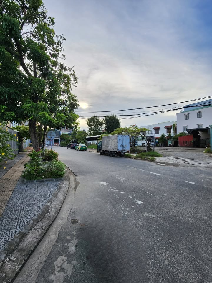 Biệt thự nhà vườn Bắc Sơn, Hòa An, Cẩm Lệ, Đà Nẵng 300m² giá 17 tỷ - Cơ hội đầu tư tuyệt vời!