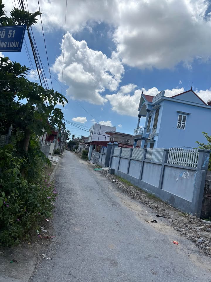 Đất mặt đường Quảng Luận, Đa Phúc 85m² giá 2 tỷ - Cơ hội đầu tư hấp dẫn!