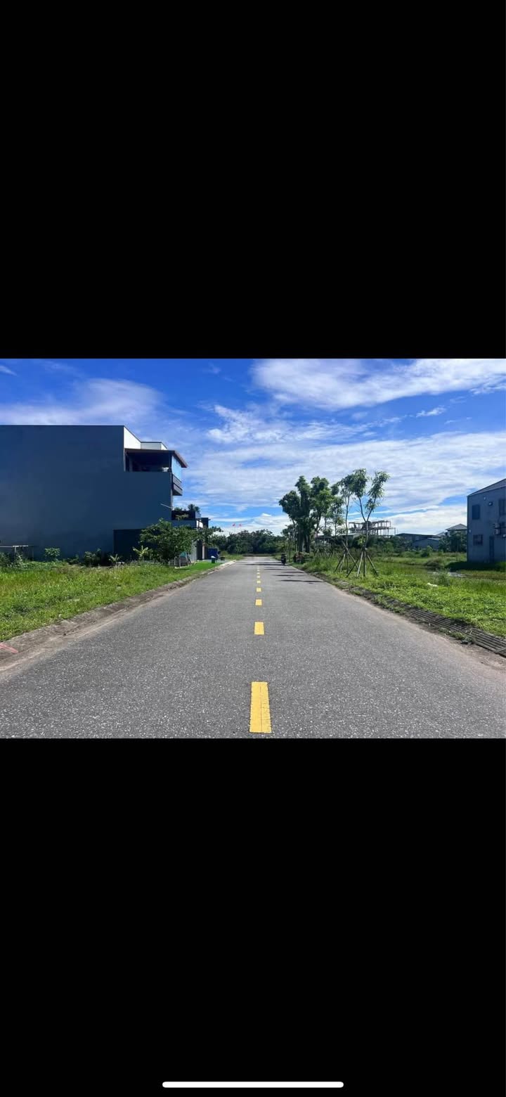 Đất nền quy hoạch hồ điều hòa Thạch Trung, Trần Phú, Hà Tĩnh 172m² - Giá 4 tỷ cực tốt!