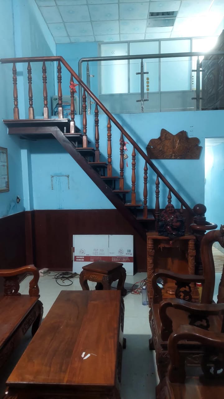 Nhà Phường An Bình, Dĩ An 50m² giá 1.68 tỷ - Ô tô tránh nhau