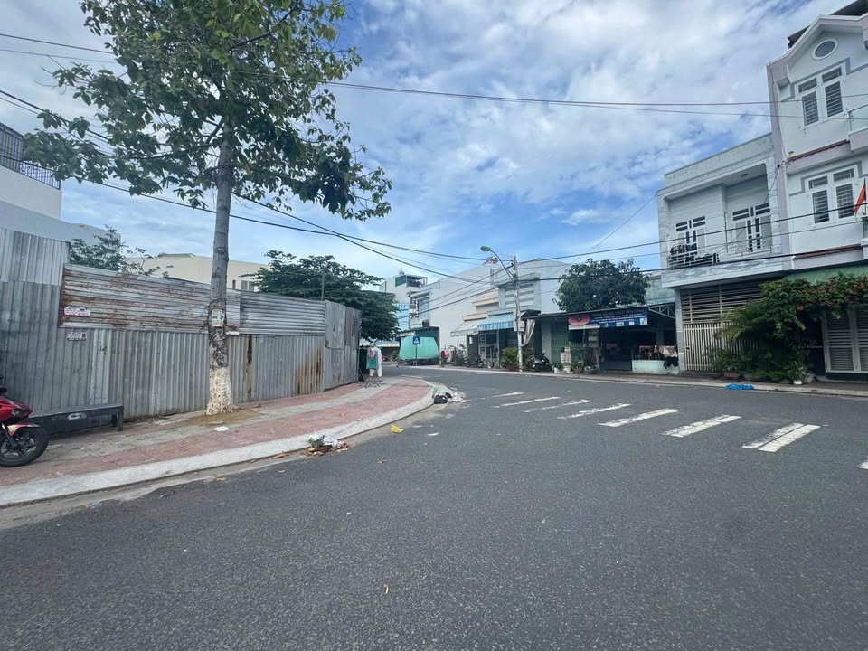 Đất nền Vĩnh Trường Nha Trang 127m² giá 9.4 tỷ - Vị trí góc thoáng mát gần sông