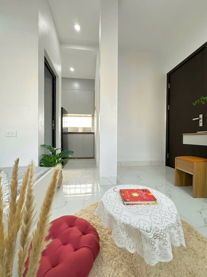 Studio cho thuê tại Ngõ 242 Đường Láng, Cầu Giấy - Full nội thất, tiện nghi sẵn sàng ở ngay!