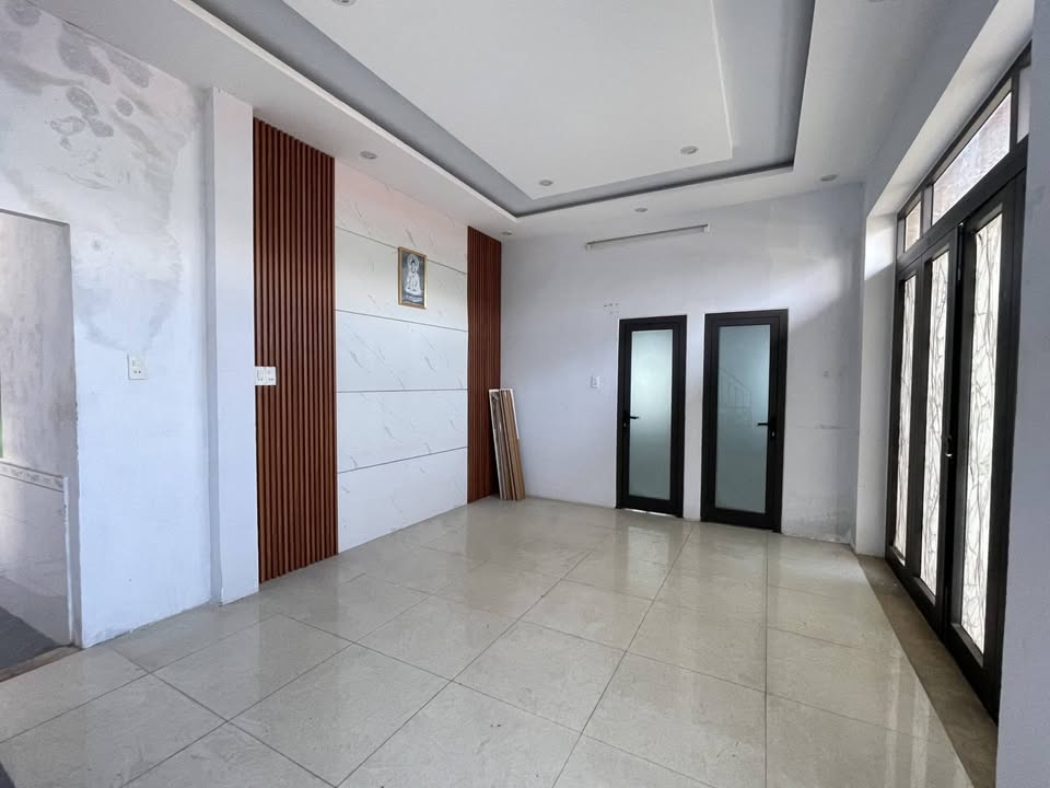 Nhà 3 tầng mặt tiền Trần Cao Vân, Đà Nẵng 81m² giá 12.48 tỷ - Kinh doanh cực tốt!