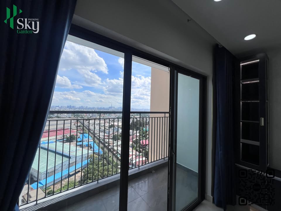 Căn hộ Phú Đông Sky Garden Dĩ An 2PN giá 10 triệu - Nội thất đầy đủ, view đẹp!