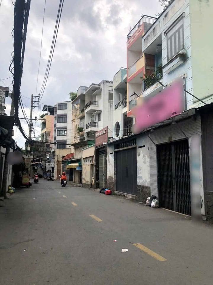 Nhà hẻm xe tải, Phường 11, Quận Bình Thạnh 100m² giá 13.99 tỷ - Tiện xây mới!