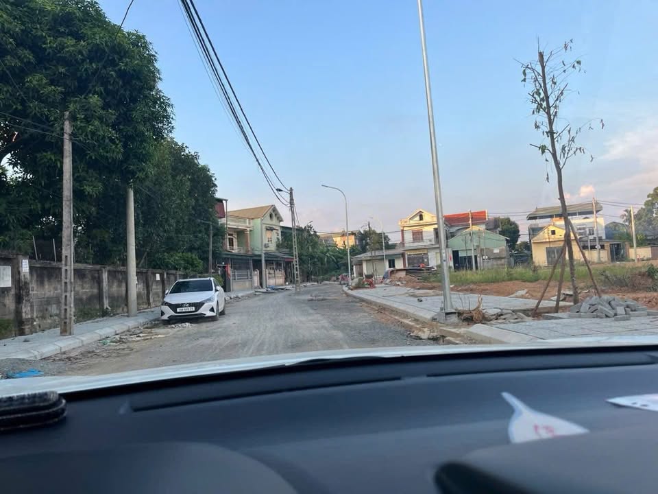 Đất nền Xóm Nội – Trưng Vương, Việt Trì 100m² giá 4 tỷ - Vị trí đắc địa, tiềm năng phát triển!