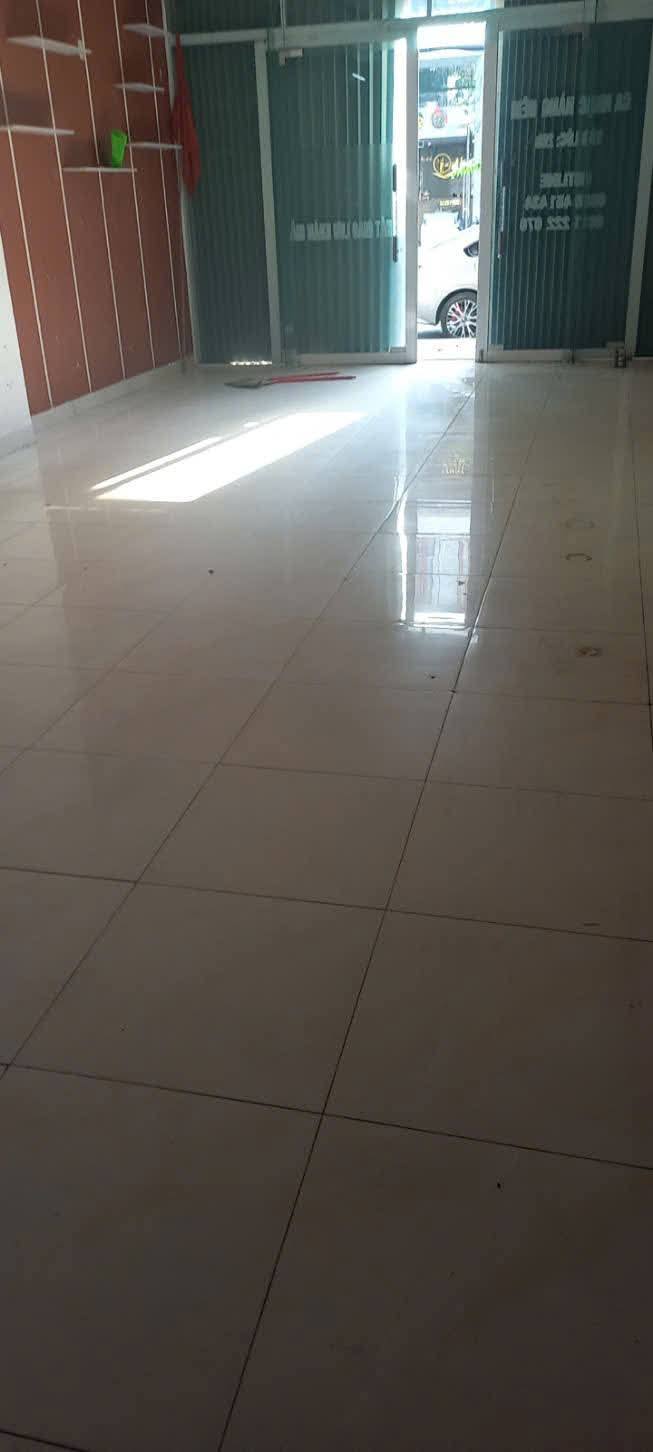 Nhà nguyên căn cho thuê đường Xuân Diệu, Quy Nhơn 100m² - Phù hợp mở văn phòng hoặc spa!