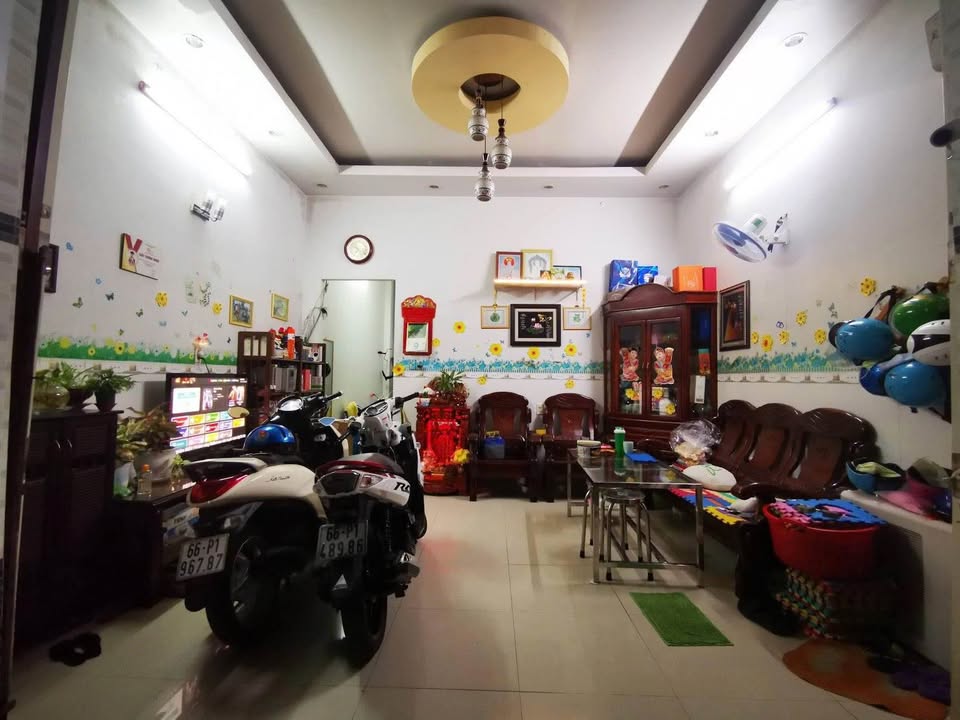 Nhà phố Chi Lăng, Cao Lãnh 80m² giá 2.7 tỷ - Kinh doanh thuận lợi!