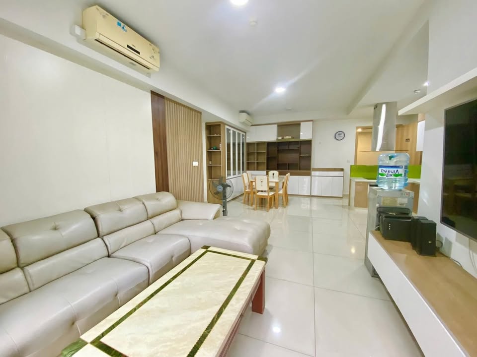 Căn hộ Hà Đô Centrosa Quận 10 2PN/2WC giá 22 triệu - Nhận nhà ở ngay!