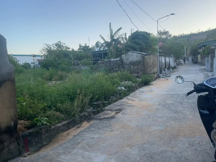 Đất nền tại Mai Hùng, Hoàng Mai 146m² - Giá thỏa thuận, vị trí đẹp gần trường học!