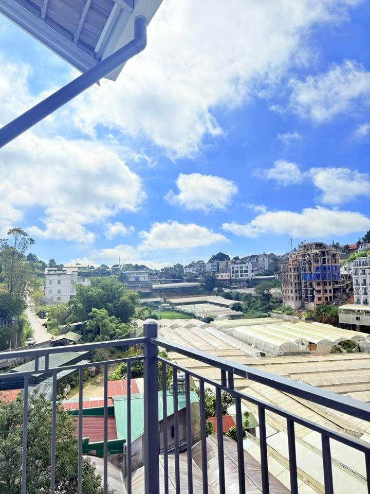 Căn hộ mới xây tại Đà Lạt - Diện tích rộng rãi, view đẹp - Sẵn sàng cho thuê!