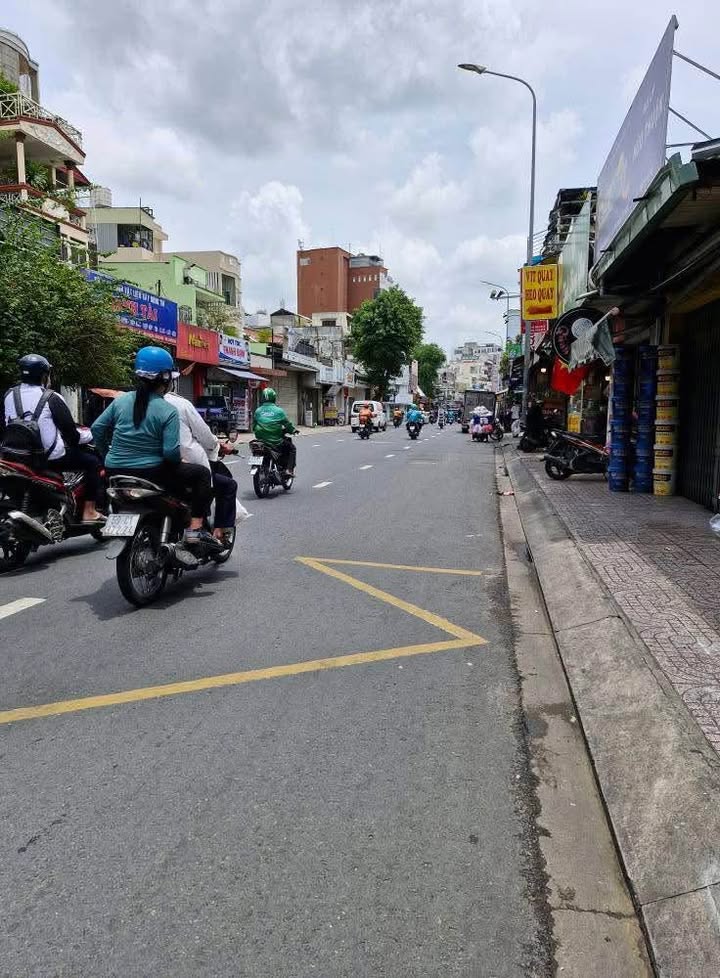 Đất mặt tiền kinh doanh Lê Hoàng Phái, Gò Vấp 455m² giá 44.9 tỷ - Cơ hội đầu tư sinh lời!
