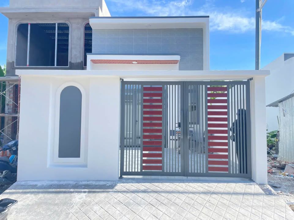 Nhà mặt tiền đường Văn Lang, Rạch Sỏi 100m² giá 1.79 tỷ - Chính chủ bán gấp!