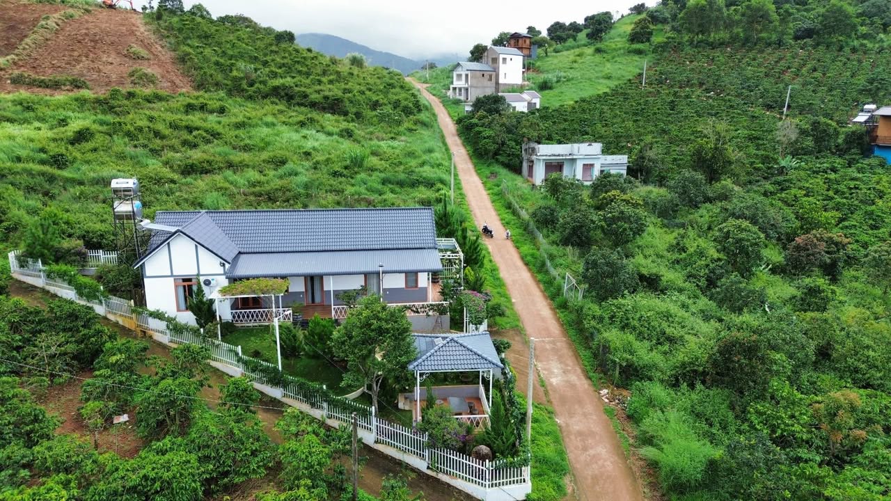 Homestay Mê Linh, Lâm Hà 447m² giá 2.999 tỷ - Cơ hội đầu tư tuyệt vời!