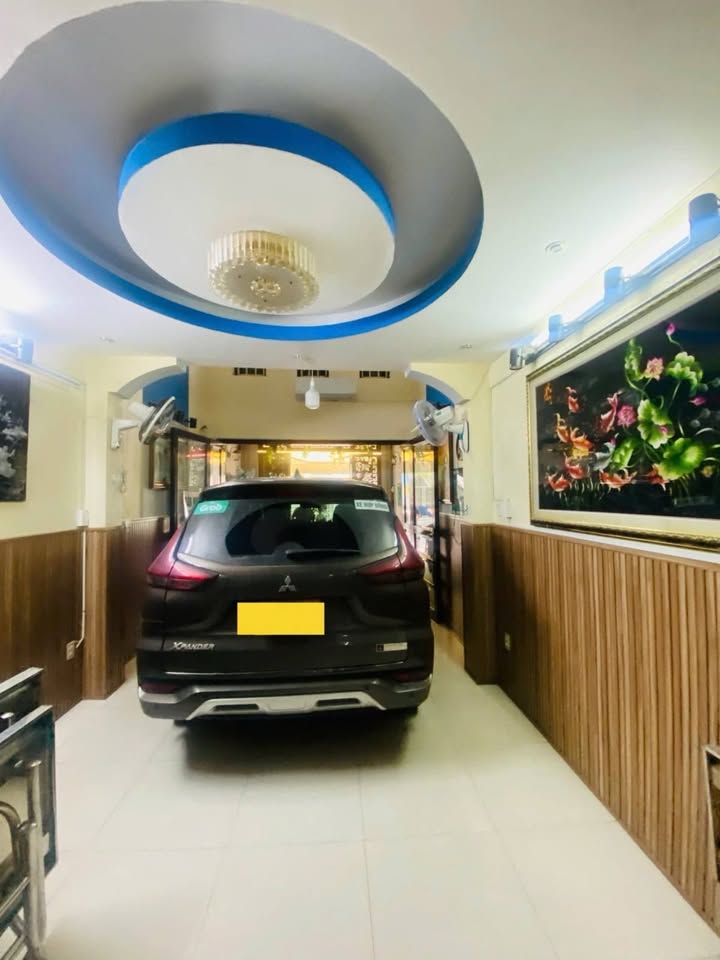 Nhà mặt tiền khu VIP Bình Phú, quận 6 - 60m² giá chỉ 10.5 tỷ - Đầu tư sinh lời tuyệt vời!