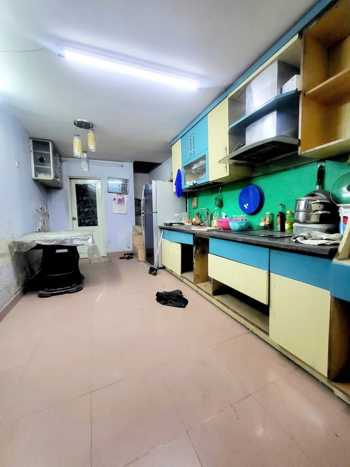 FrontHouse mặt đường Giải Phóng 43m² giá 11 tỷ - Đầu tư sinh lời hiếm có!