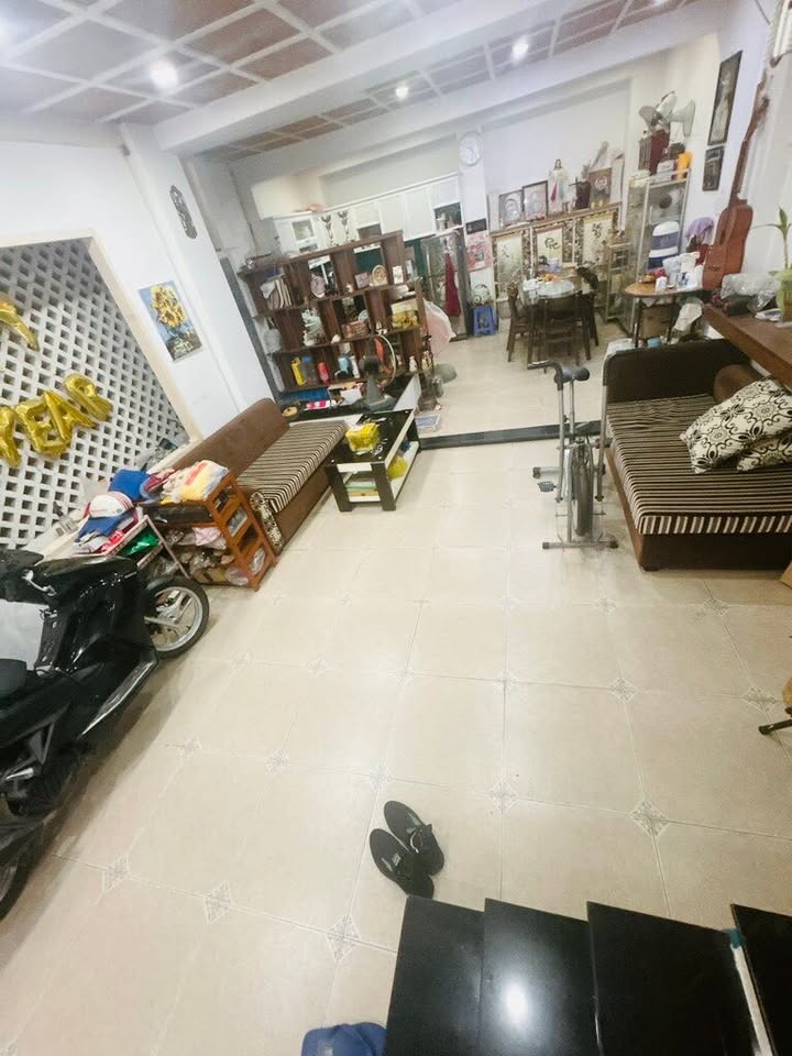 Nhà Bùi Đình Túy Bình Thạnh 70m² giá 9 tỷ - Hẻm xe hơi quay đầu thoải mái!