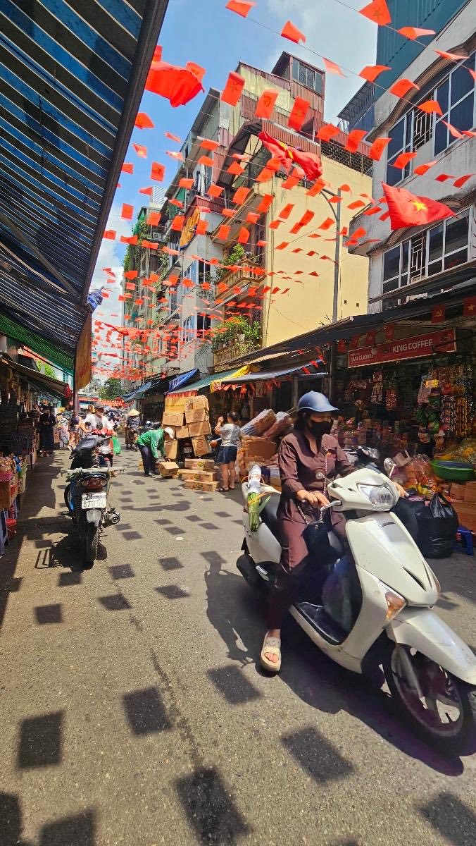 FrontHouse Hàng Giầy 25m² giá 24 tỷ - Mặt phố kinh doanh đỉnh cao!