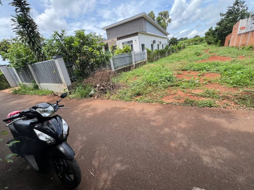 Đất nền chính chủ Long Phước 1.038m² giá 3,99 tỷ - Đường thông, xe 7 chỗ vào tận nơi!