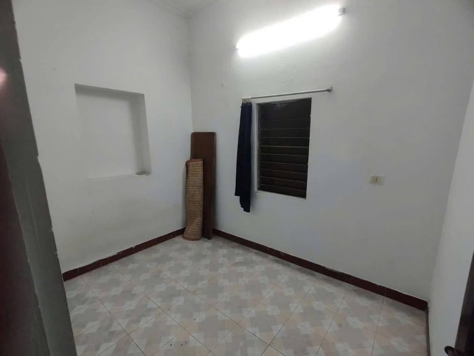 Nhà nguyên căn cho thuê tại ngõ 165 Nguyễn An Ninh, Hoàng Mai - Tiện nghi đầy đủ chỉ 7,5 triệu!