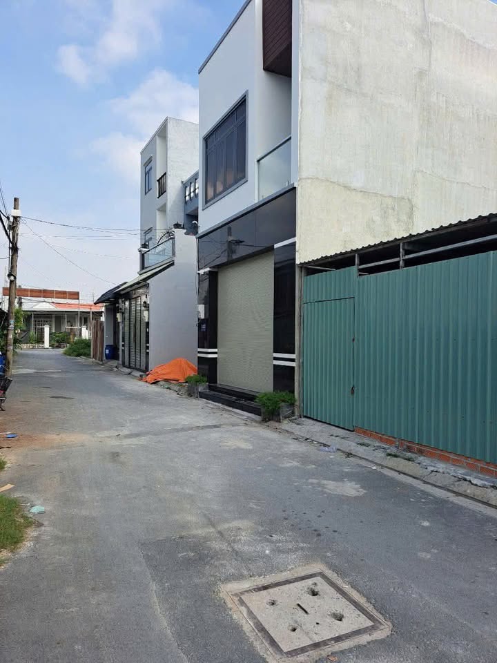 Đất nền ấp 6 Đông Thạnh 100m² giá 3.85 tỷ - Sổ đỏ chính chủ, xây dựng tự do!