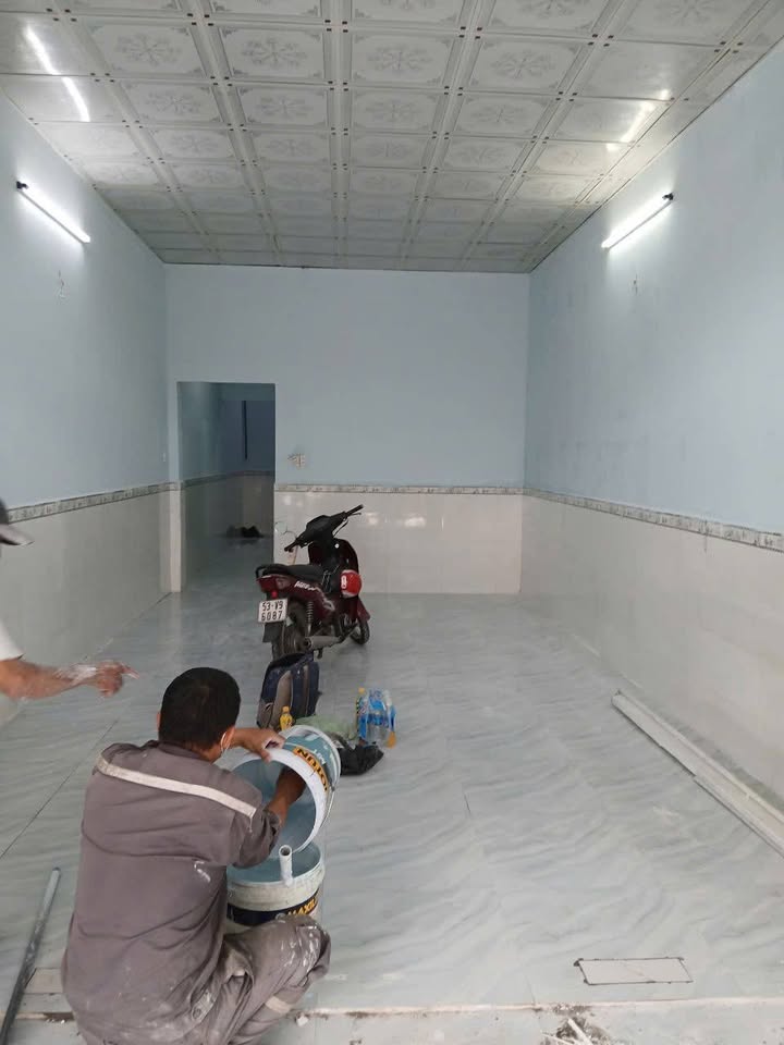 Nhà mặt tiền Vĩnh Lộc, Bình Chánh 60m² giá chỉ 5 triệu - Kinh doanh ngay!