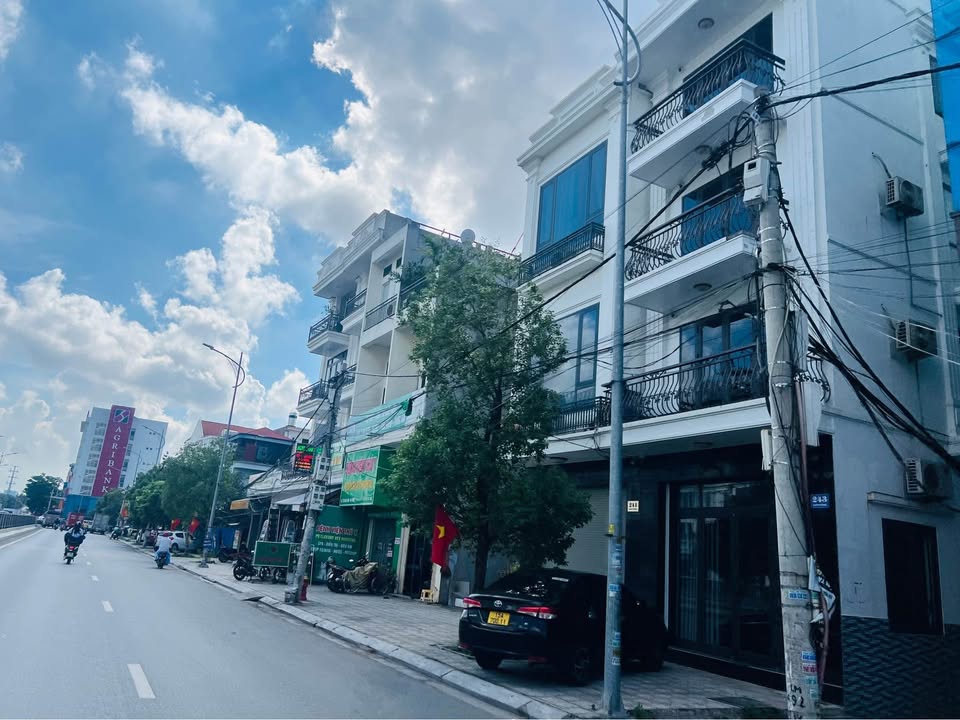 Bán đất tặng nhà cấp 4 mặt đường Bạch Đằng 163m² giá 15 tỷ - Cơ hội đầu tư lý tưởng!