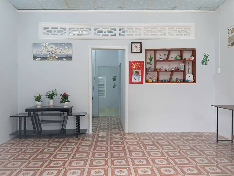 Nhà cấp 4 2 mặt tiền đường Betong 54.4m² giá 990 triệu - Sẵn sàng ở ngay!