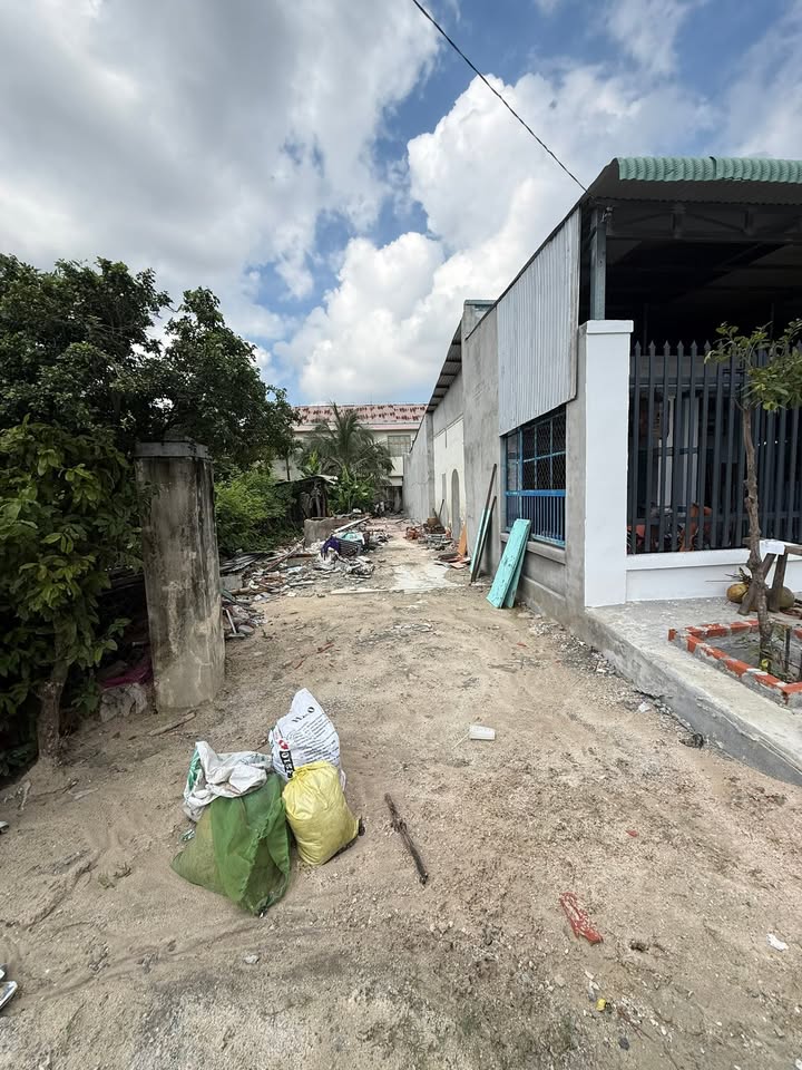 Đất thổ cư hẻm 4 An Dương Vương 192m² giá 275 triệu - Gần chợ Long Hoa!