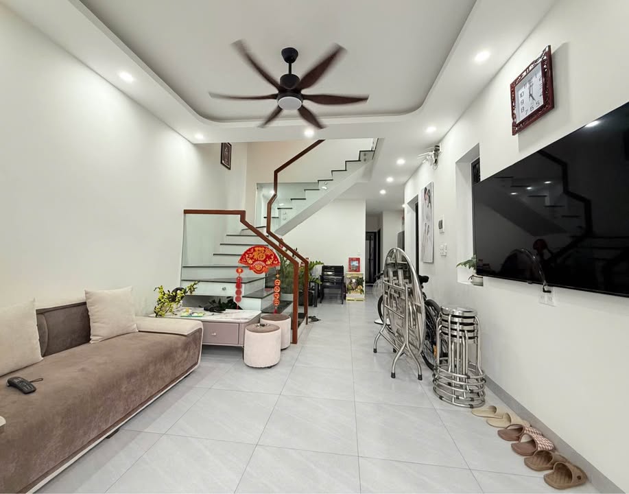 Nhà 2 tầng Đặng Huy Trứ, Phước Vĩnh, TP Huế 107m² giá 2 tỷ - Chính chủ, sẵn sàng ở ngay!