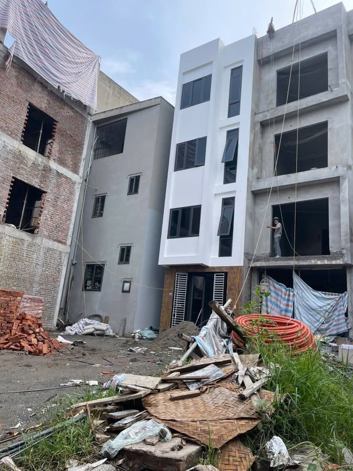 Nhà 4 tầng Nhân Huệ Đồng Mai 30m² giá chỉ 4 tỷ - Đầu tư sinh lời tốt!